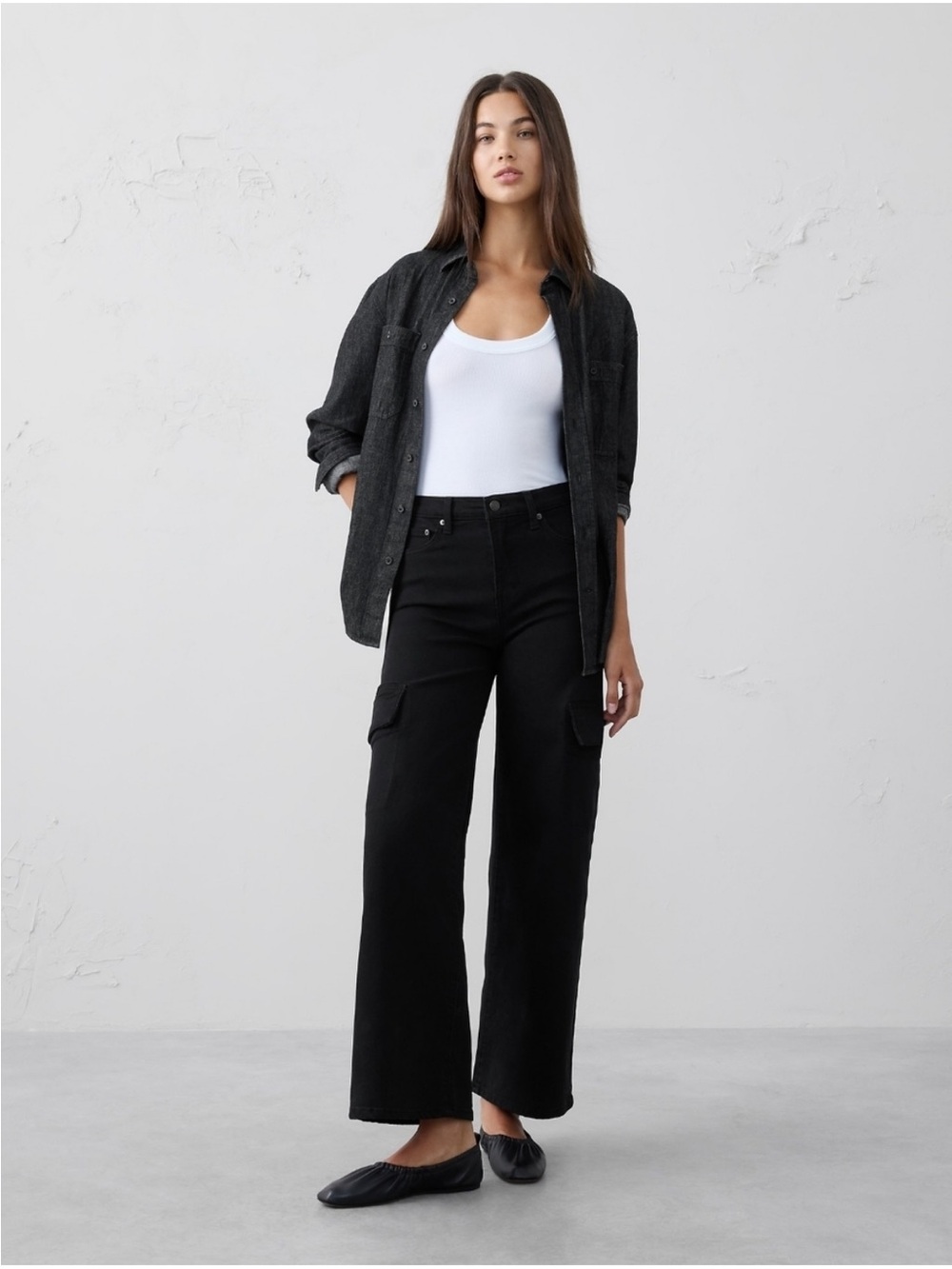 Banana Republic Black Wide-Leg Cargo Jeans